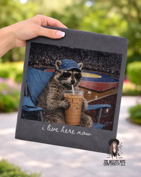 I LIVE HERE NOW - RACCOON WRESTLING