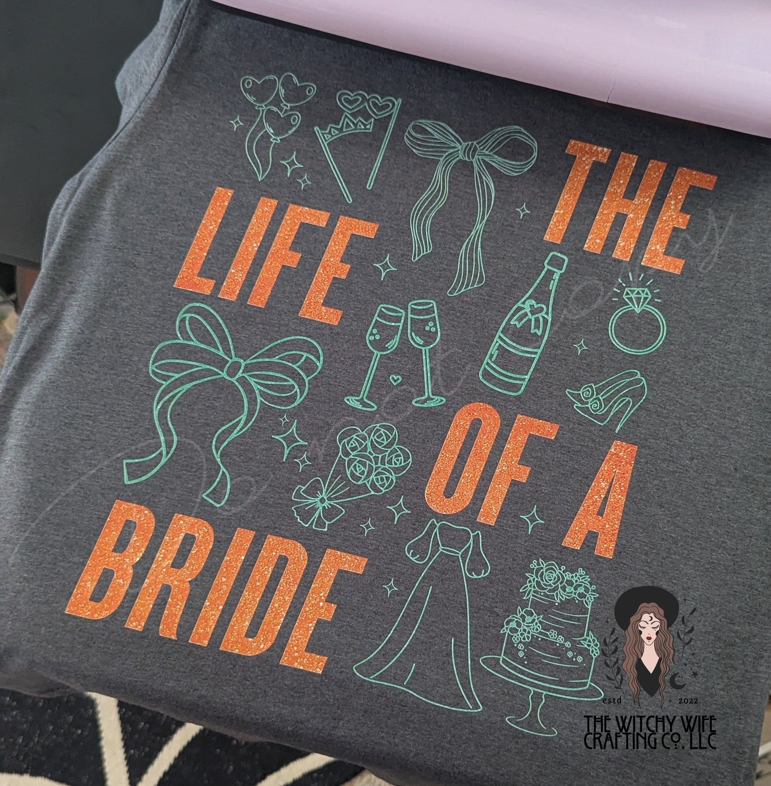 BRIDE/BACHELORETTE