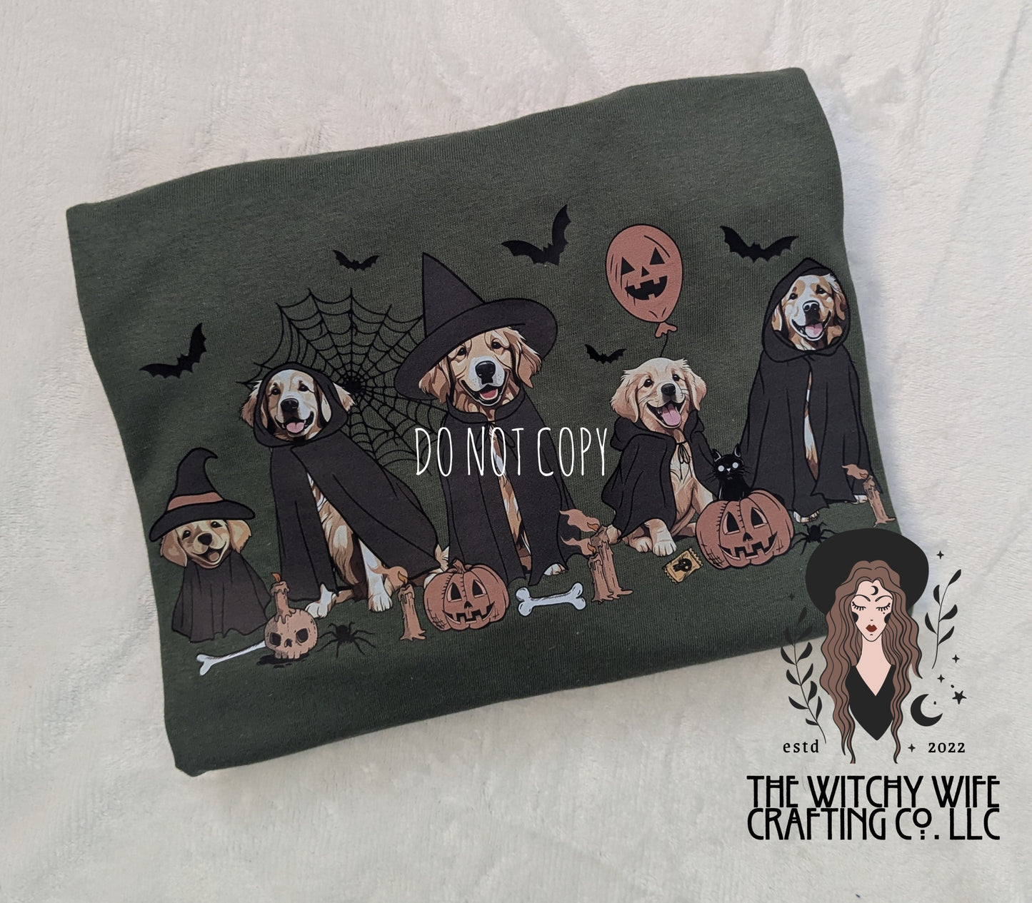 SPOOKY GOLDEN RETRIEVERS