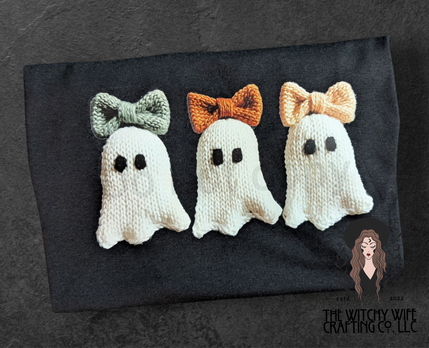 FAUX YARN GHOSTS WITH BOWS