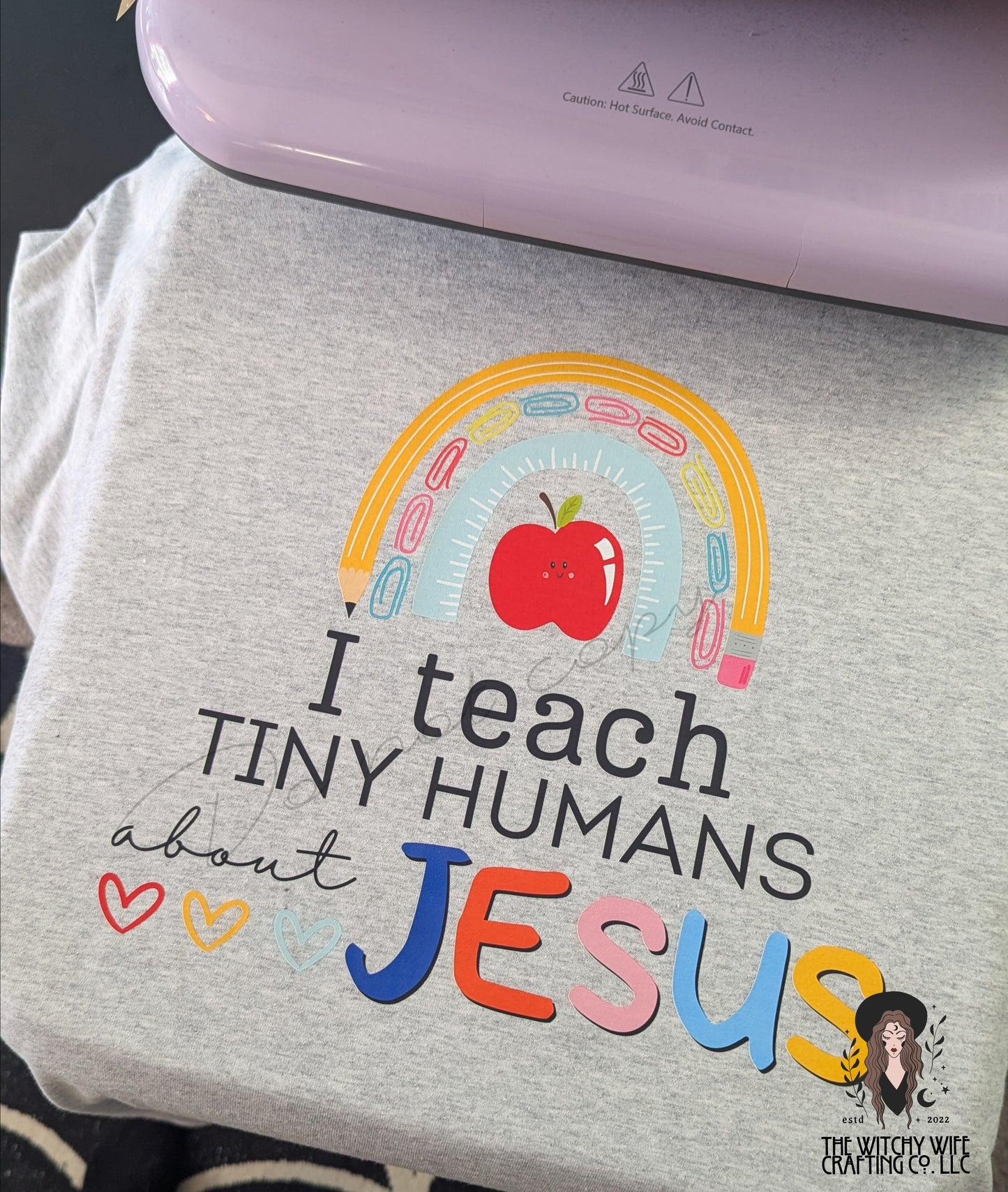 I TEACH TINY HUMANS ABOUT JESUS